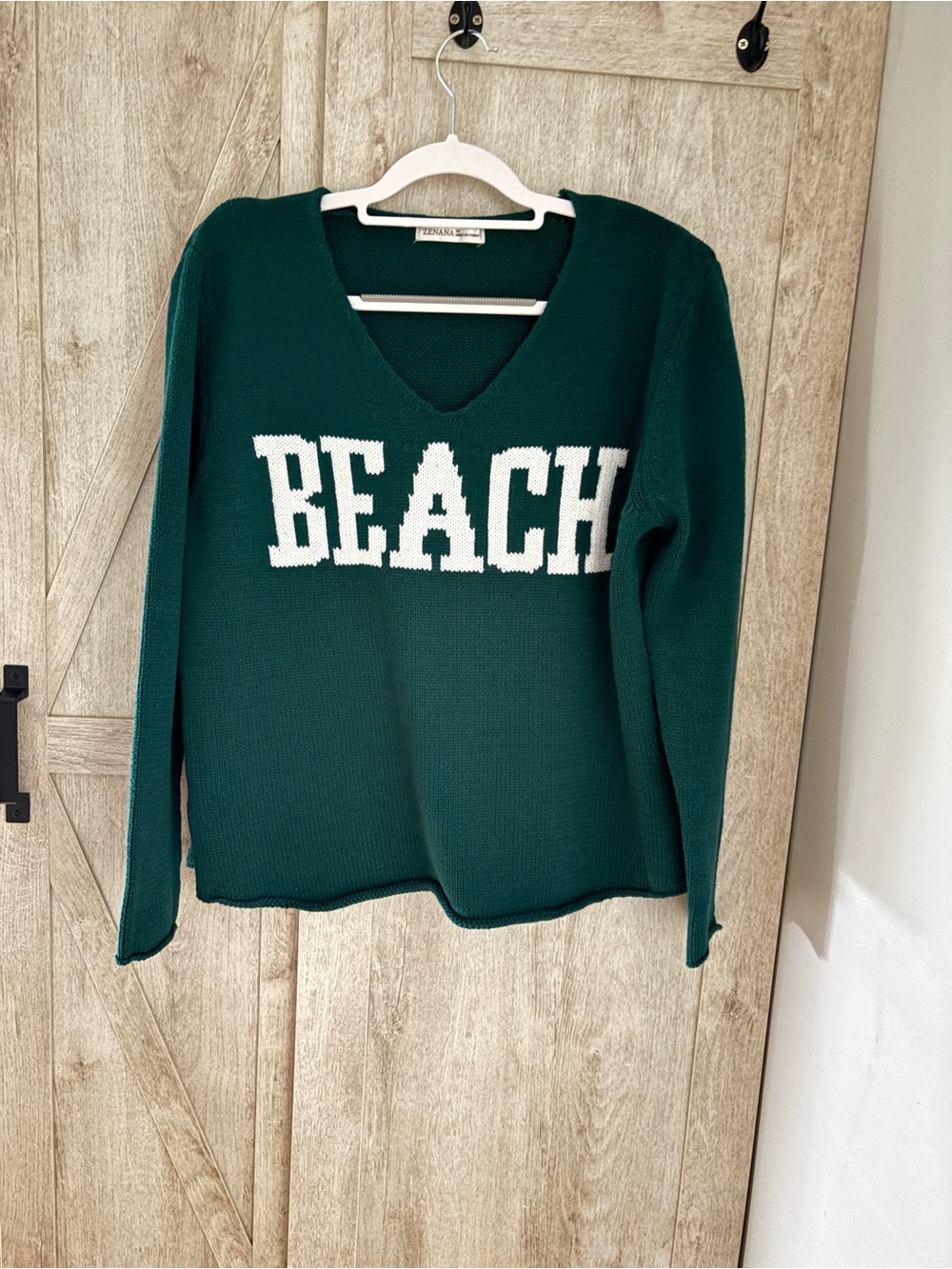 Zenana Outfitters Dark Green BEACH V-Neck Sweater | Medium | NWOT